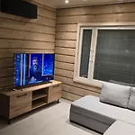 Elves Eco Design House B 펜션 로바니에미